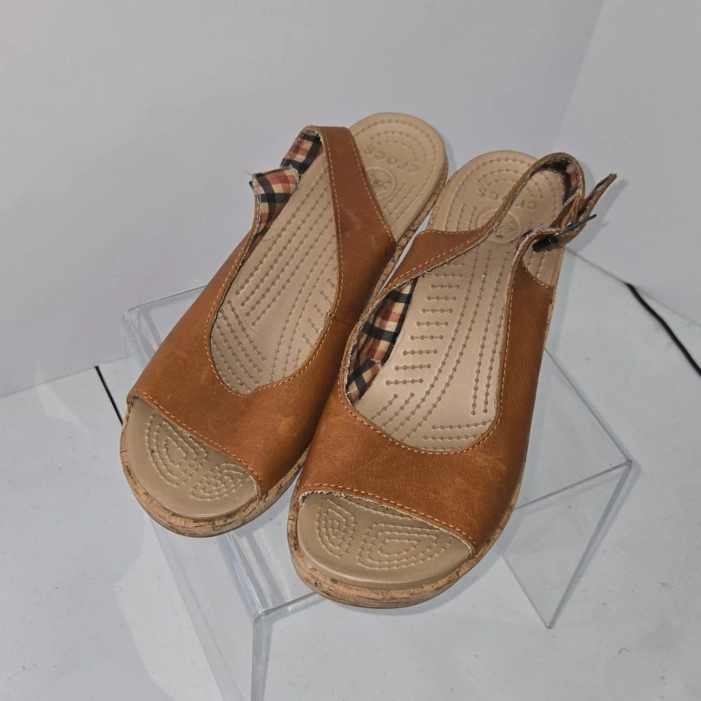 Crocs Womens Leigh Leather Cork Wrap Wedge Sandals Brown Plaid Size 9 AC618